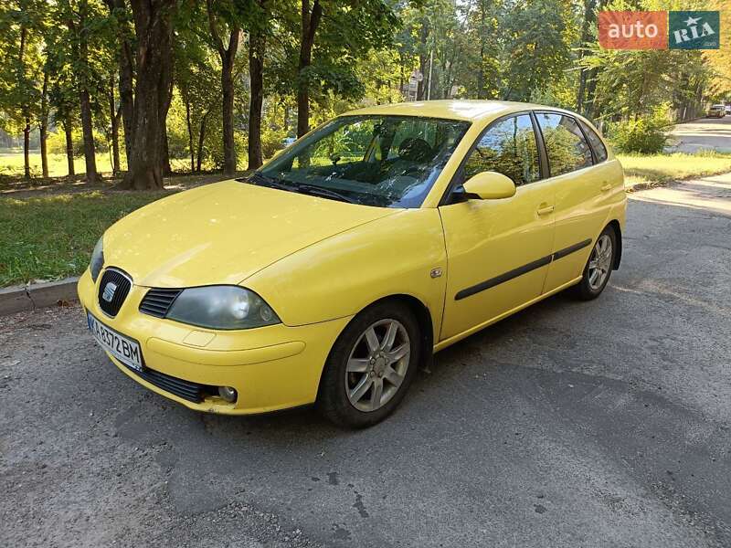 Хэтчбек SEAT Ibiza 2005 в Киеве