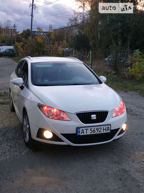 Хэтчбек SEAT Ibiza 2011 в Ивано-Франковске