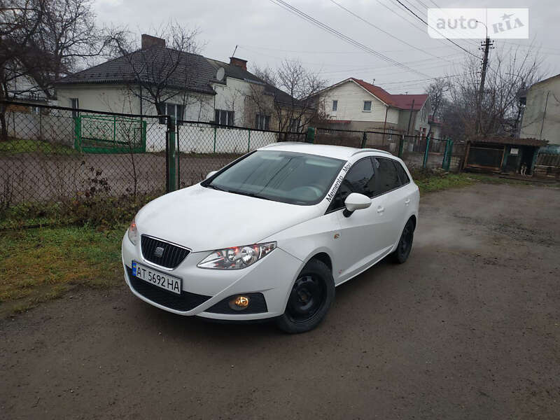 Хэтчбек SEAT Ibiza 2011 в Ивано-Франковске