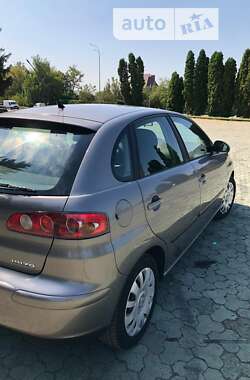 Хетчбек SEAT Ibiza 2004 в Дубні