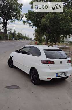 Хэтчбек SEAT Ibiza 2008 в Киеве