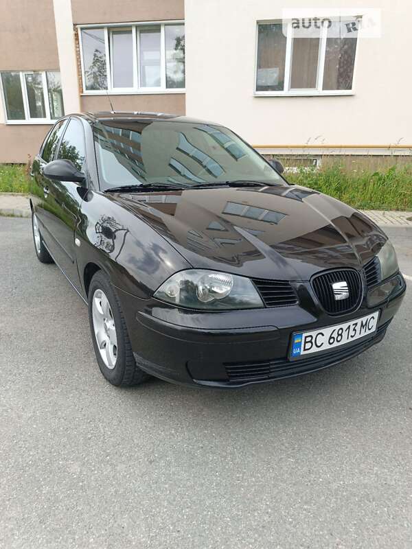 Хетчбек SEAT Ibiza 2005 в Львові