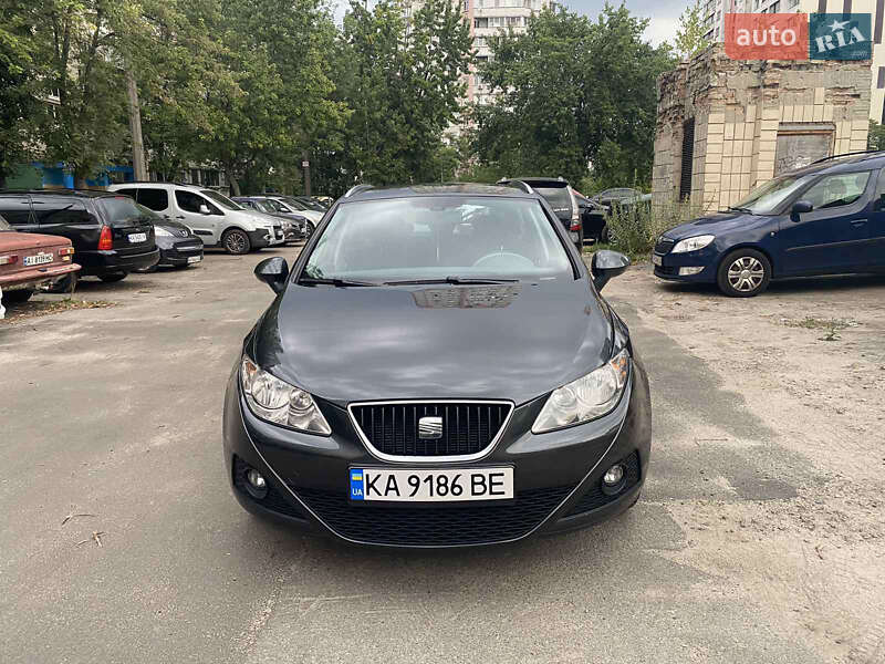 Универсал SEAT Ibiza 2010 в Киеве
