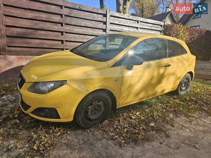 Хэтчбек SEAT Ibiza 2011 в Киеве