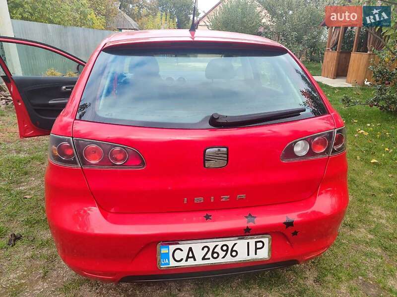 Хэтчбек SEAT Ibiza 2009 в Корсуне-Шевченковском