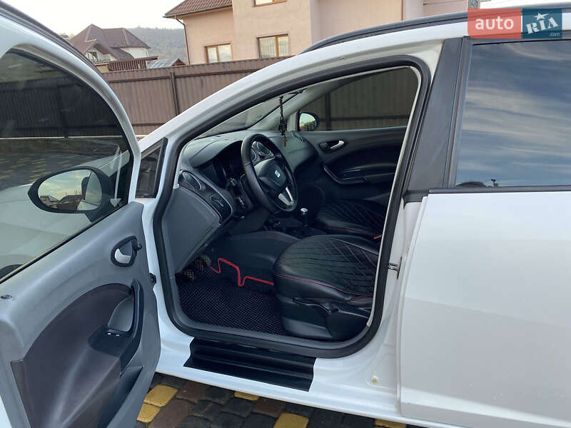 Універсал SEAT Ibiza 2010 в Перегінське