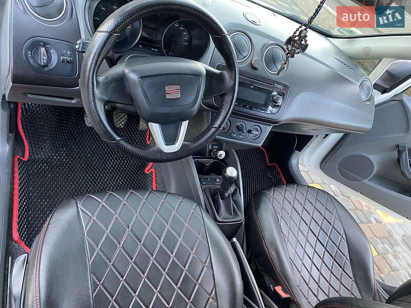 Універсал SEAT Ibiza 2010 в Перегінське