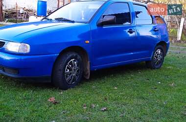Хэтчбек SEAT Ibiza 1996 в 