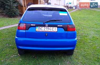 Хэтчбек SEAT Ibiza 1996 в 