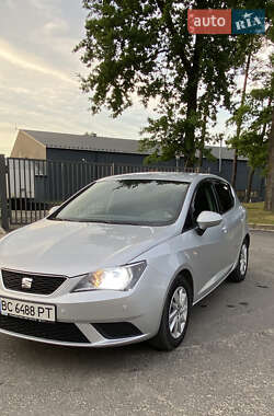 Хетчбек SEAT Ibiza 2015 в Новояворівську