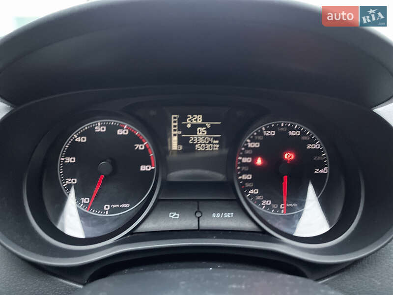 Хетчбек SEAT Ibiza 2013 в Києві