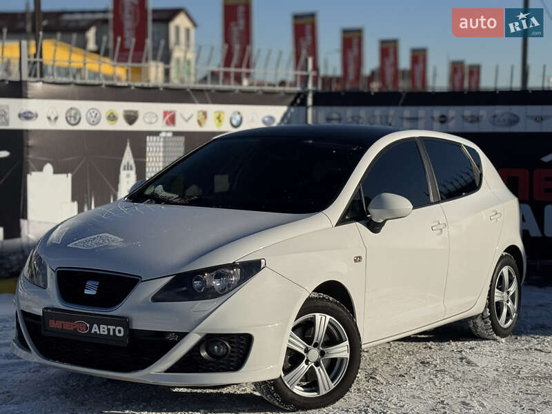 Хэтчбек SEAT Ibiza 2011 в Киеве