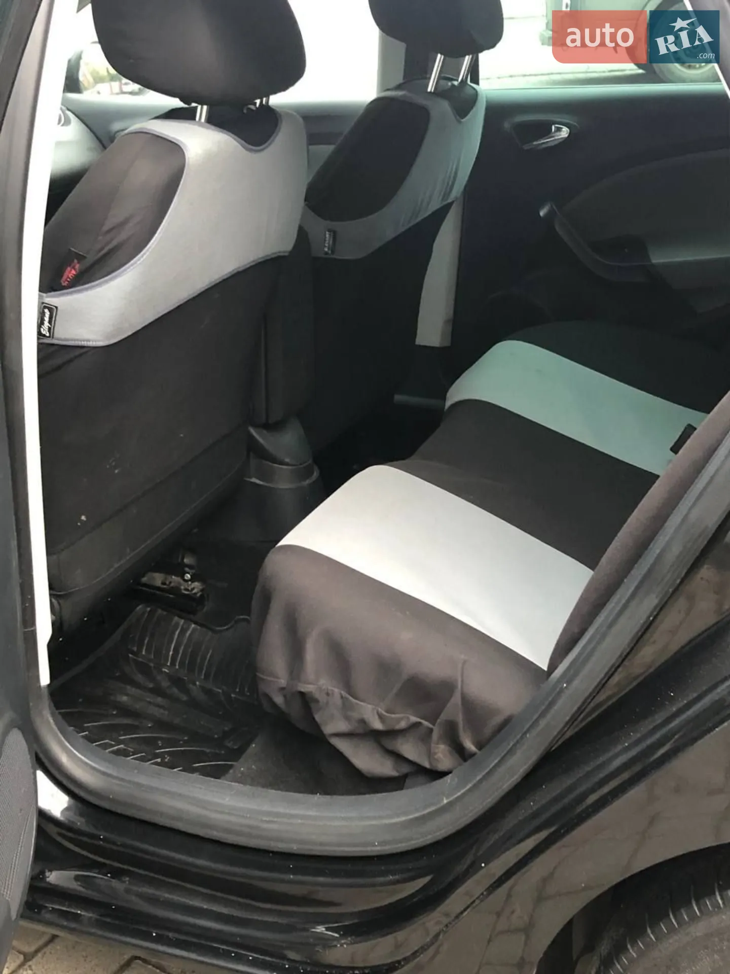 2012 SEAT Ibiza - мініатюра 24