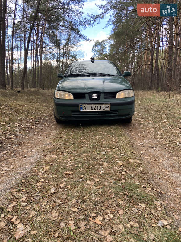 Хетчбек SEAT Ibiza 2000 в Києві