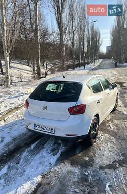 Хэтчбек SEAT Ibiza 2010 в Запорожье