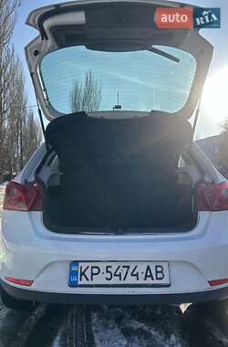 Хэтчбек SEAT Ibiza 2010 в Запорожье