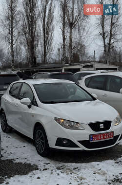 Хэтчбек SEAT Ibiza 2010 в Луцке