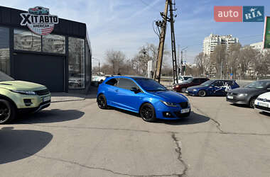Хэтчбек SEAT Ibiza 2011 в 