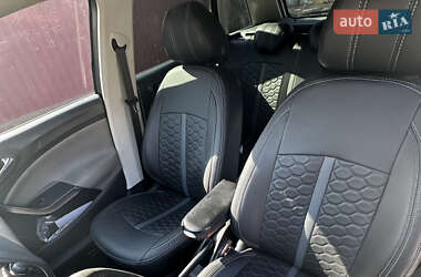 Хэтчбек SEAT Ibiza 2012 в 
