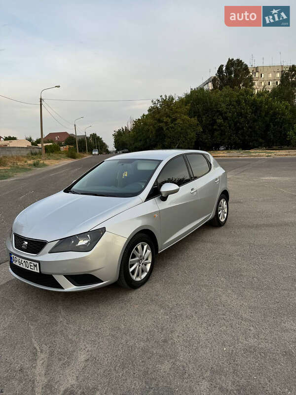 Хэтчбек SEAT Ibiza 2015 в 
