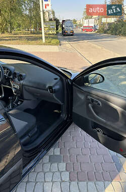 Хетчбек SEAT Ibiza 2008 в 