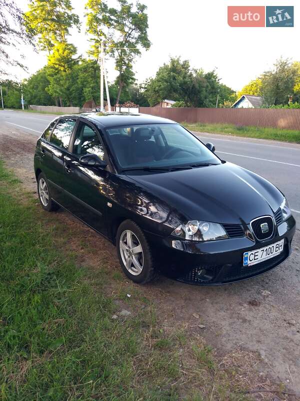 Хэтчбек SEAT Ibiza 2008 в 