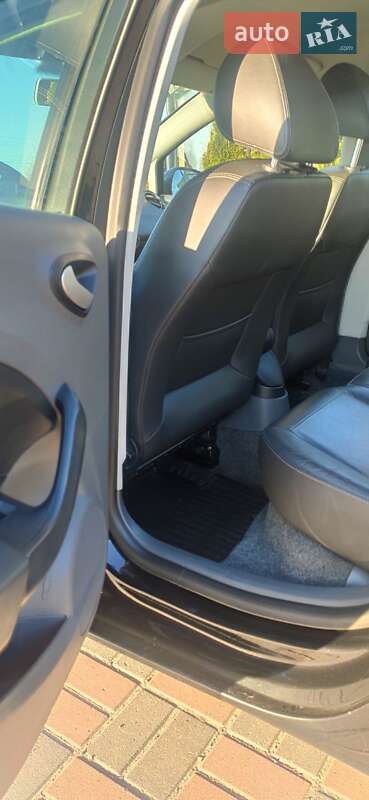 Хетчбек SEAT Ibiza 2011 в Рівному