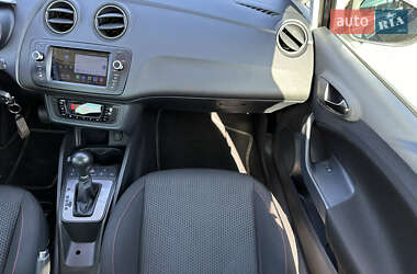 Хэтчбек SEAT Ibiza 2012 в 
