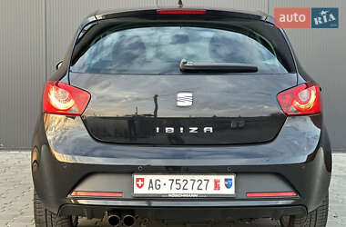 Хэтчбек SEAT Ibiza 2010 в 