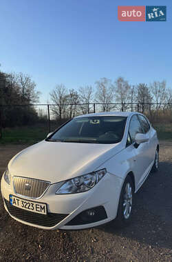 Хетчбек SEAT Ibiza 2011 в  фото 8 Хетчбек SEAT Ibiza 2011 в