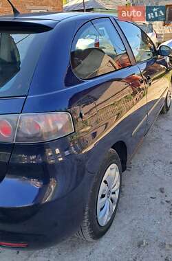 Хетчбек SEAT Ibiza 2007 в 