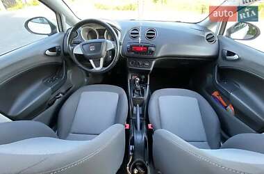 Хэтчбек SEAT Ibiza 2011 в 