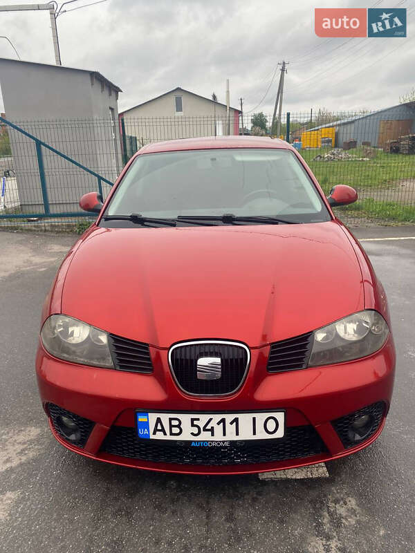 Хэтчбек SEAT Ibiza 2008 в 