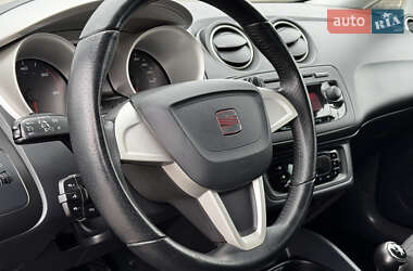 Хэтчбек SEAT Ibiza 2011 в 