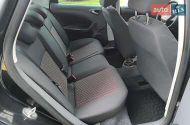 Хетчбек SEAT Ibiza 2009 в 