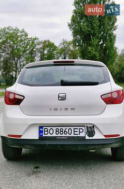 Хетчбек SEAT Ibiza 2011 в 