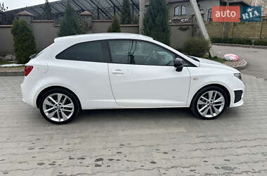 Хэтчбек SEAT Ibiza 2011 в 