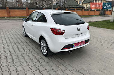 Хэтчбек SEAT Ibiza 2011 в 
