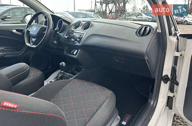 Хэтчбек SEAT Ibiza 2011 в 