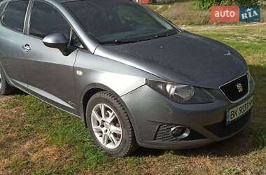 Хетчбек SEAT Ibiza 2012 в 