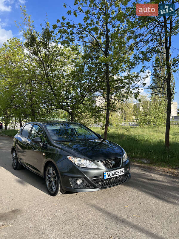Хетчбек SEAT Ibiza 2010 в Ковелі