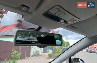 Хэтчбек SEAT Ibiza 2010 в 