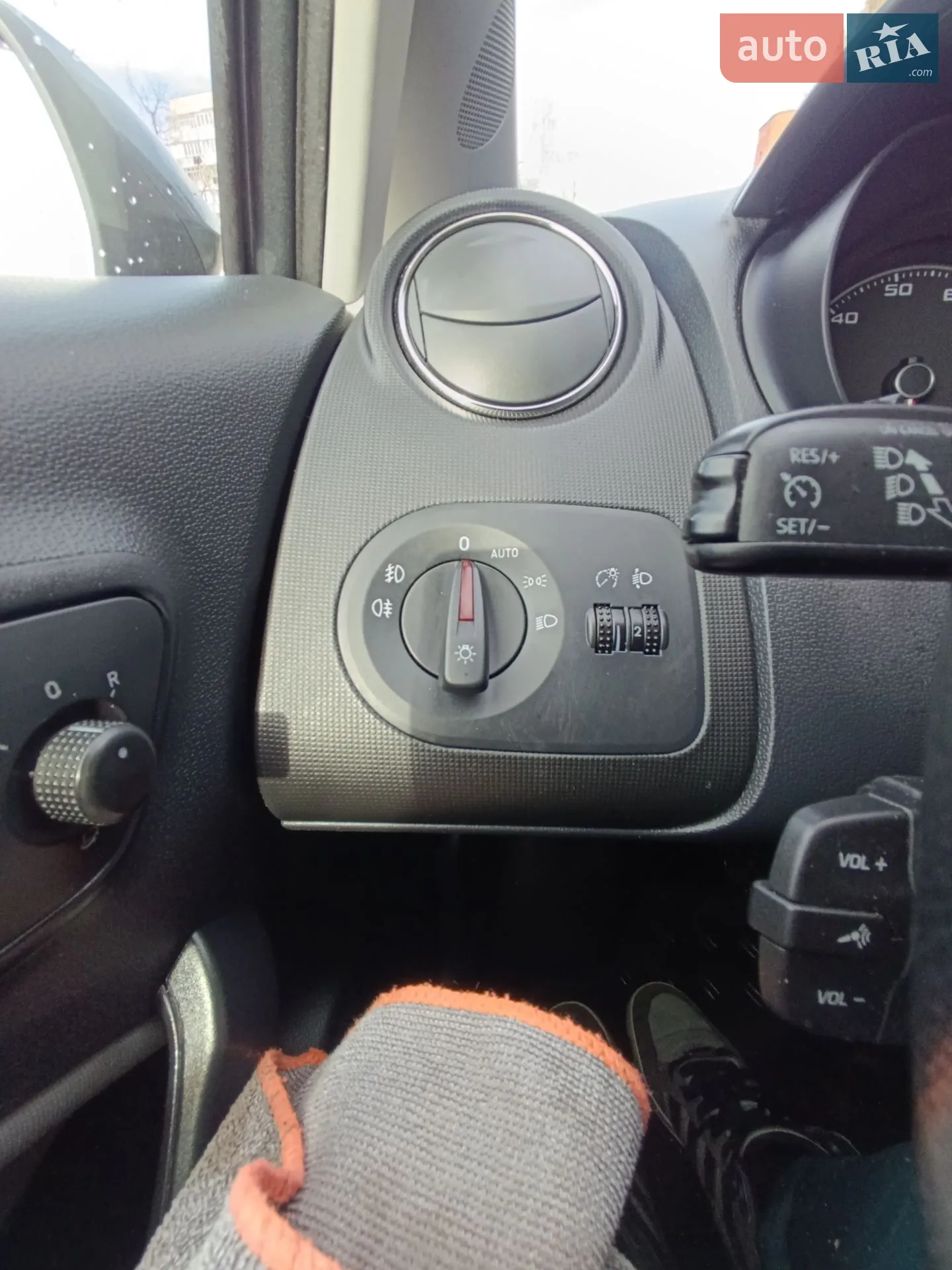 2014 SEAT Ibiza - мініатюра 31