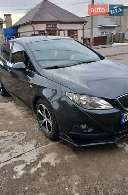 Хэтчбек SEAT Ibiza 2011 в 