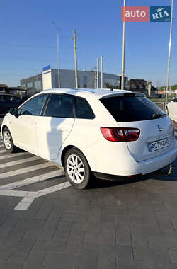 Хэтчбек SEAT Ibiza 2013 в 