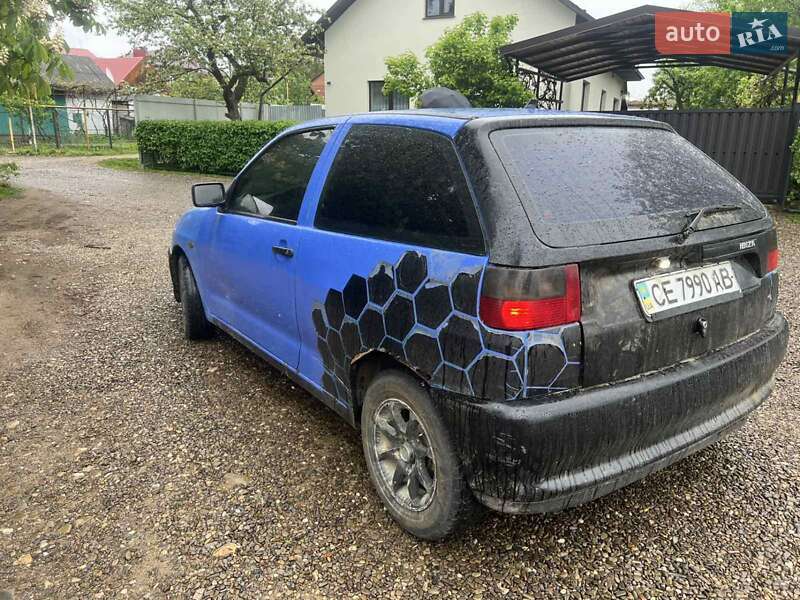 Хетчбек SEAT Ibiza 1996 в Сторожинці
