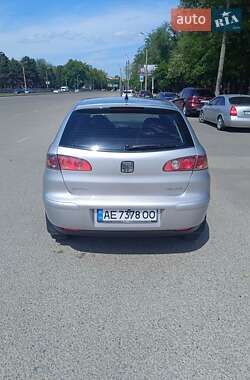 Хэтчбек SEAT Ibiza 2003 в Днепре