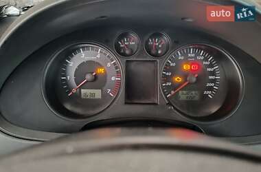 Хэтчбек SEAT Ibiza 2003 в Днепре