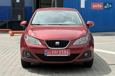Хэтчбек SEAT Ibiza 2011 в 