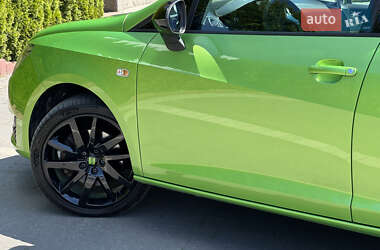 Хэтчбек SEAT Ibiza 2012 в 